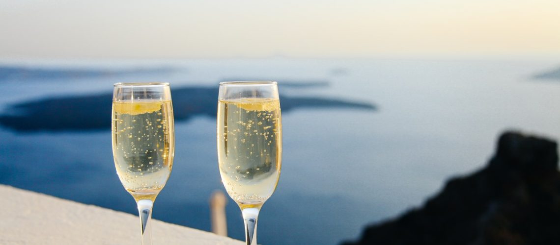 sparkling-wine-1030754_1280