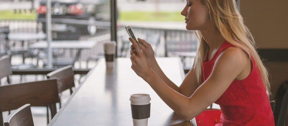 woman-phone